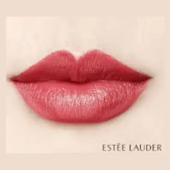 Estee Lauder Pure Color Desire Lipstick in Sweeten 204 - Picture 5 of 11